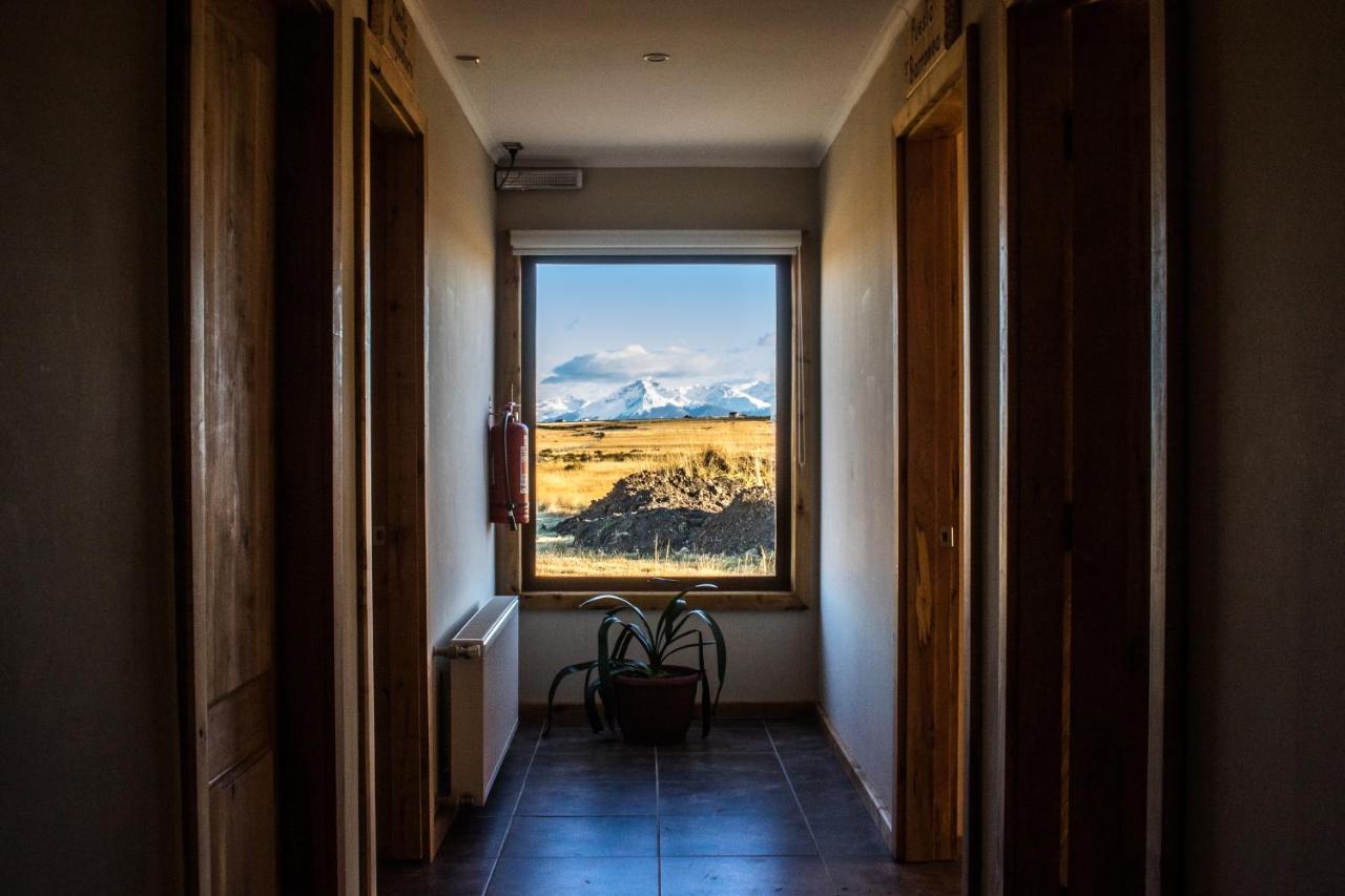 Hostal El Puestero Puerto Natales Esterno foto